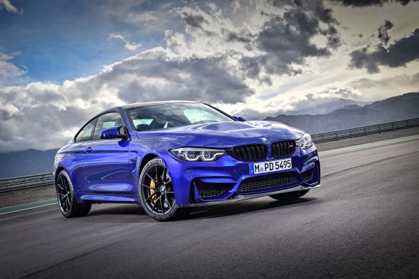 BMW M4 CS